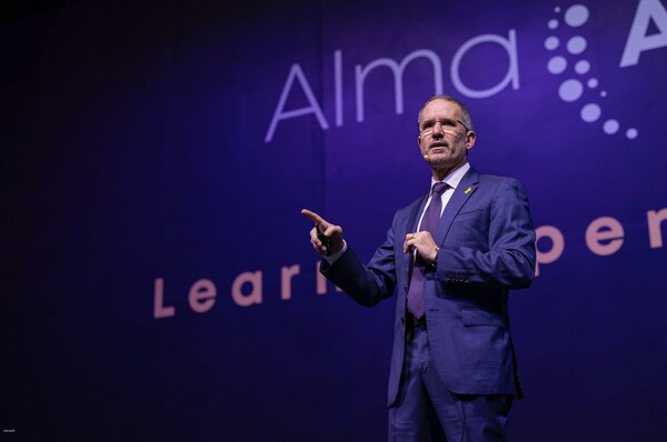 CEO of Alma Lasers, Lior Dayan, marks the company’s 25th anniversary: “Together with our partners, we will continue driving innovation and excellence to shape the future of the aesthetic industry and empower even more individuals worldwide.”