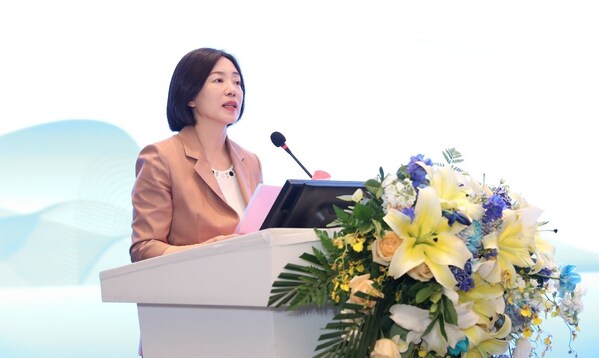 江苏省人民医院副院长殷咏梅教授