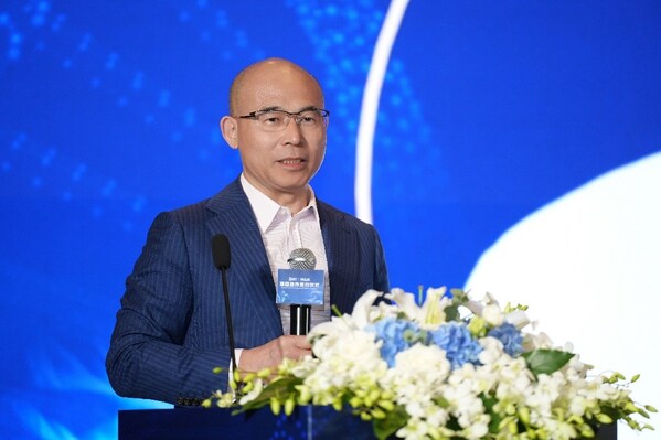 长春高新集团总经理，金赛药业创始人总经理、首席科学家金磊博士致辞