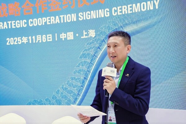 ICA国际脊骨神经科学会全球常务理事王珏先生发表致辞 ICA国际脊骨神经科学会全球常务理事王珏先生发表致辞