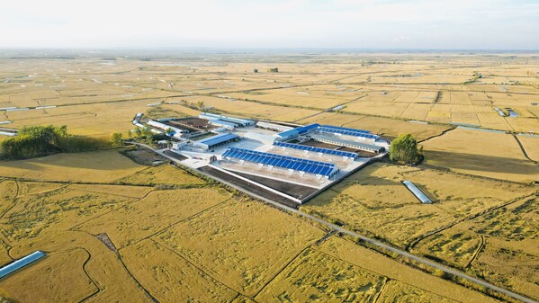 图为斐缦讷河医用牛产业基地