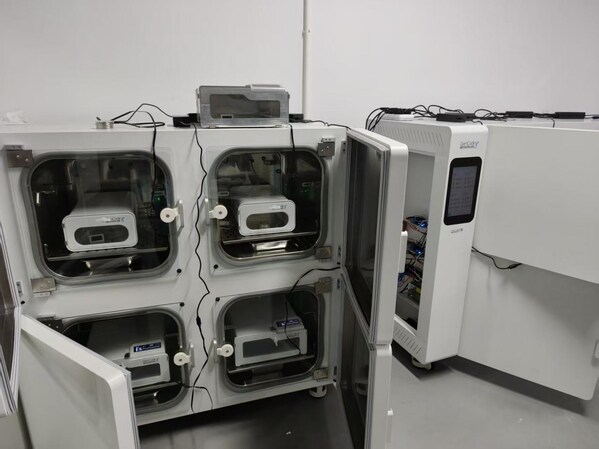 3D 培养的压差培养系统设备测试中